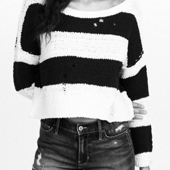 Hollister Sweaters - Hollister Oversized Sweater Cotton Knit Cropped Stripe Black White Size M NEW